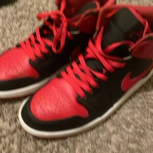 Nike Air Jordan Fire Red